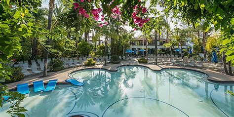 Ivy hot springs spa - This superior getaway is a focal point of Riverside County, a majestic spot where visitors go to soak in the rejuvenating waters and engage in trailblazing spa treatments. Glen Ivy Hot Springs originally …